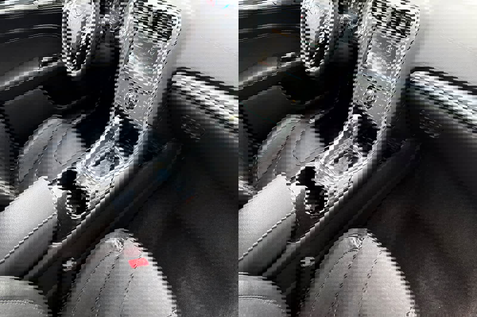 Used 2015 Ford Fusion Titanium image 16