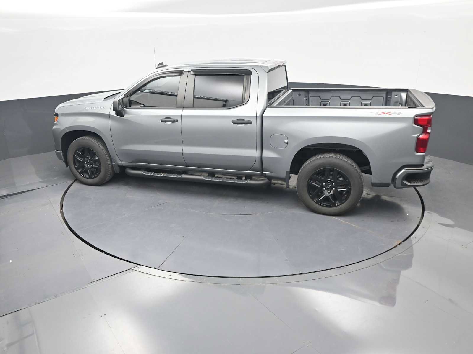 Used 2024 Chevrolet Silverado 1500 Custom AWD/4WD image 29