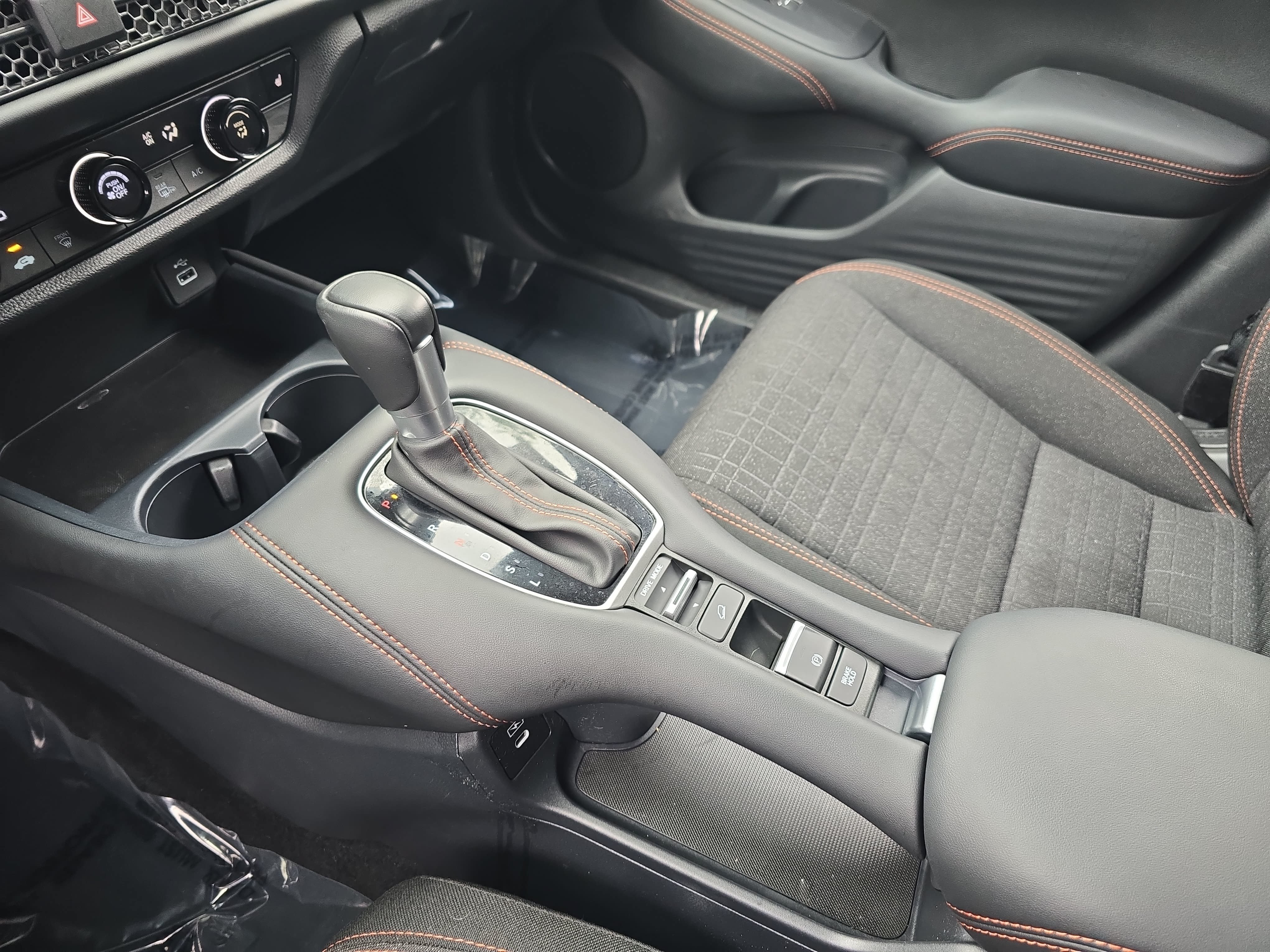 Certified 2025 Honda HR-V Sport image 24