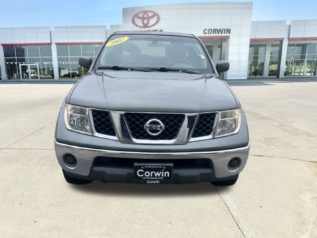 Used 2007 Nissan Frontier SE w/ SE Value Truck Pkg AWD/4WD image 8