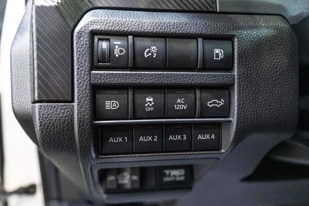 Used 2025 Toyota Tacoma TRD Pro AWD/4WD image 27