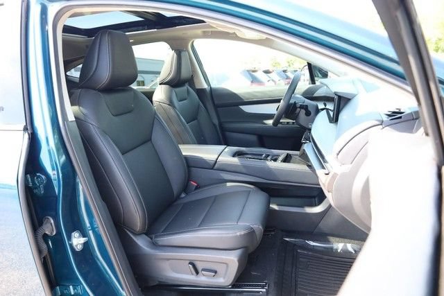 Certified 2025 Nissan Murano SL w/ Cargo Package AWD/4WD image 29
