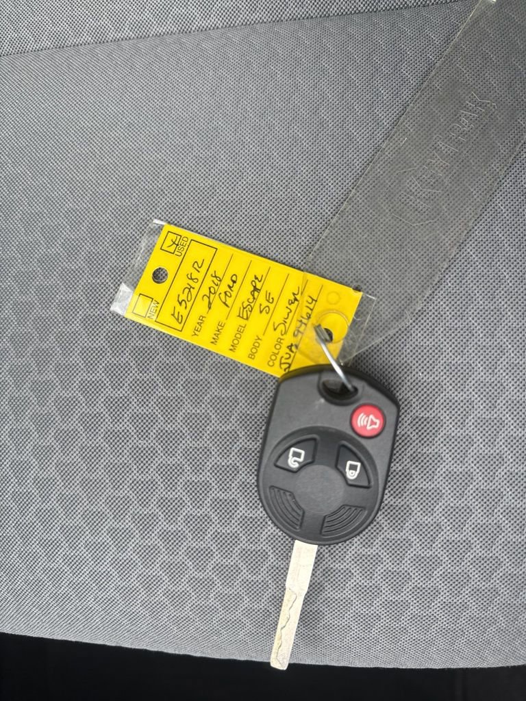 Used 2018 Ford Escape SE AWD/4WD image 23
