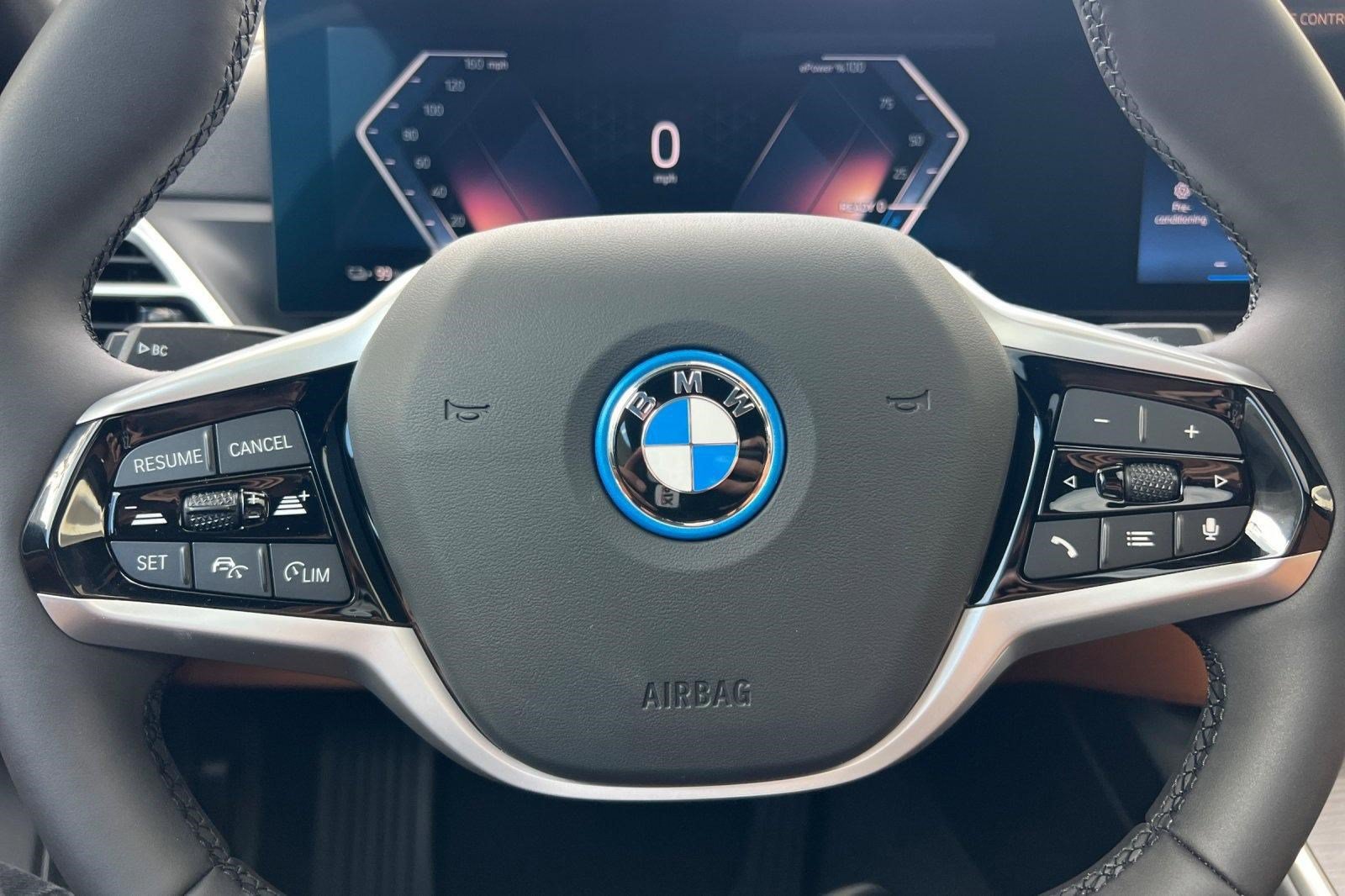 Used 2025 BMW i4 xDrive40i w/ Premium Package AWD/4WD image 14
