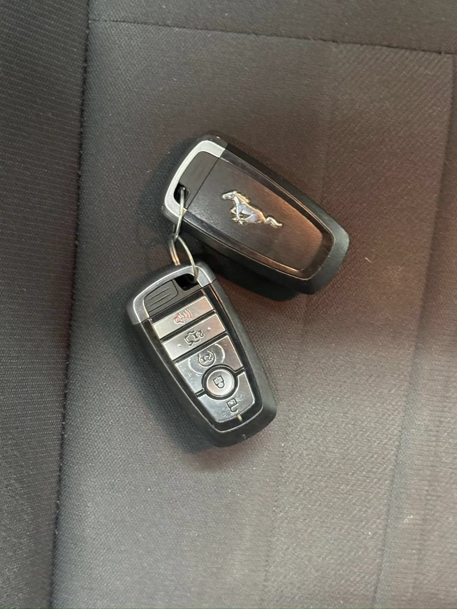 Used 2022 Ford Mustang GT RWD image 21
