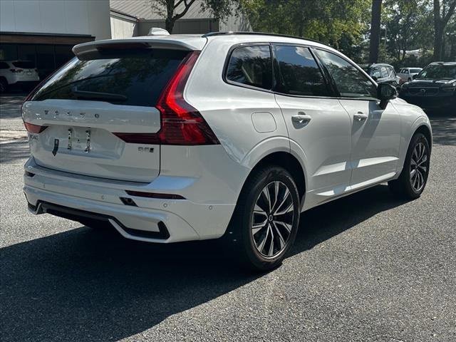 New 2025 Volvo XC60 B5 Plus w/ Climate Package image 4