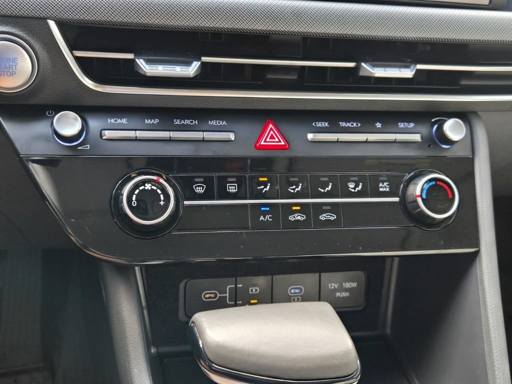 Certified 2025 Hyundai Sonata SE FWD image 20