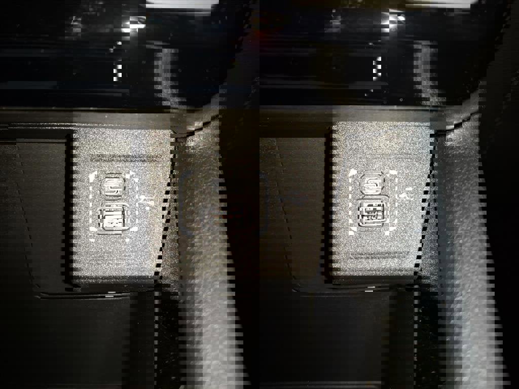 New 2026 Jeep Compass Limited image 13