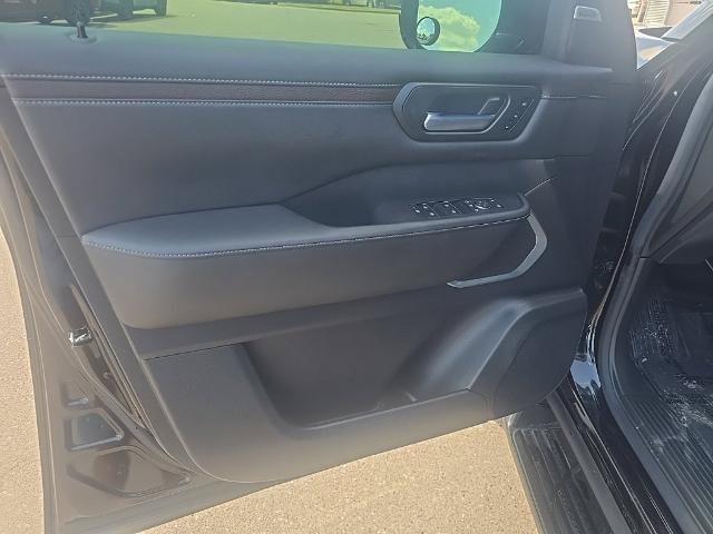 Certified 2025 Nissan Armada Platinum w/ Convenience Package RWD image 14