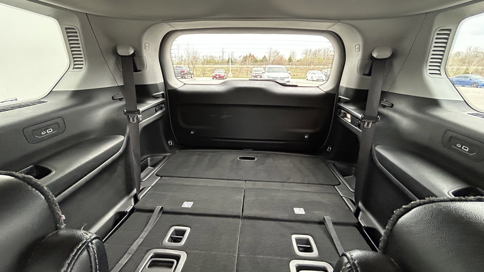 Used 2022 Jeep Grand Cherokee L Limited image 14