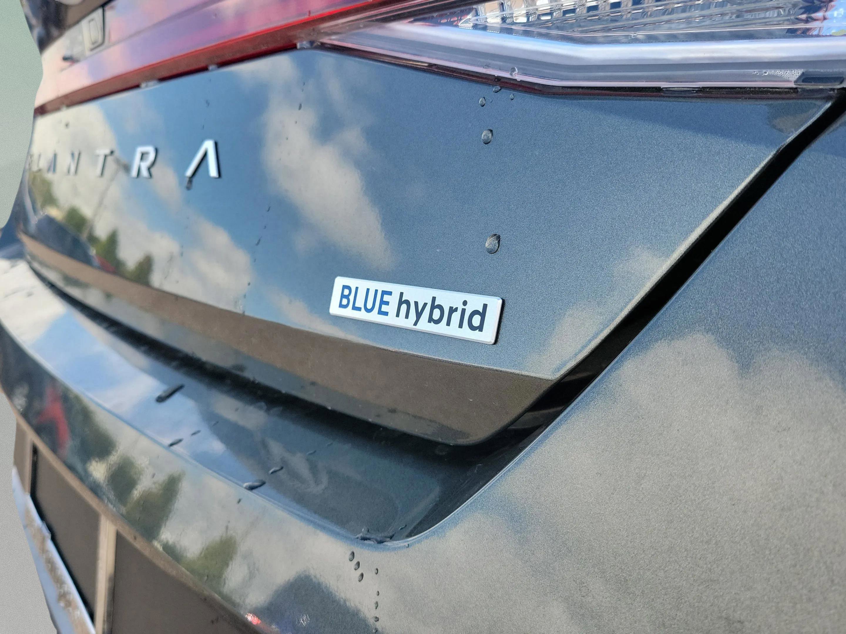 New 2026 Hyundai Elantra Blue image 18