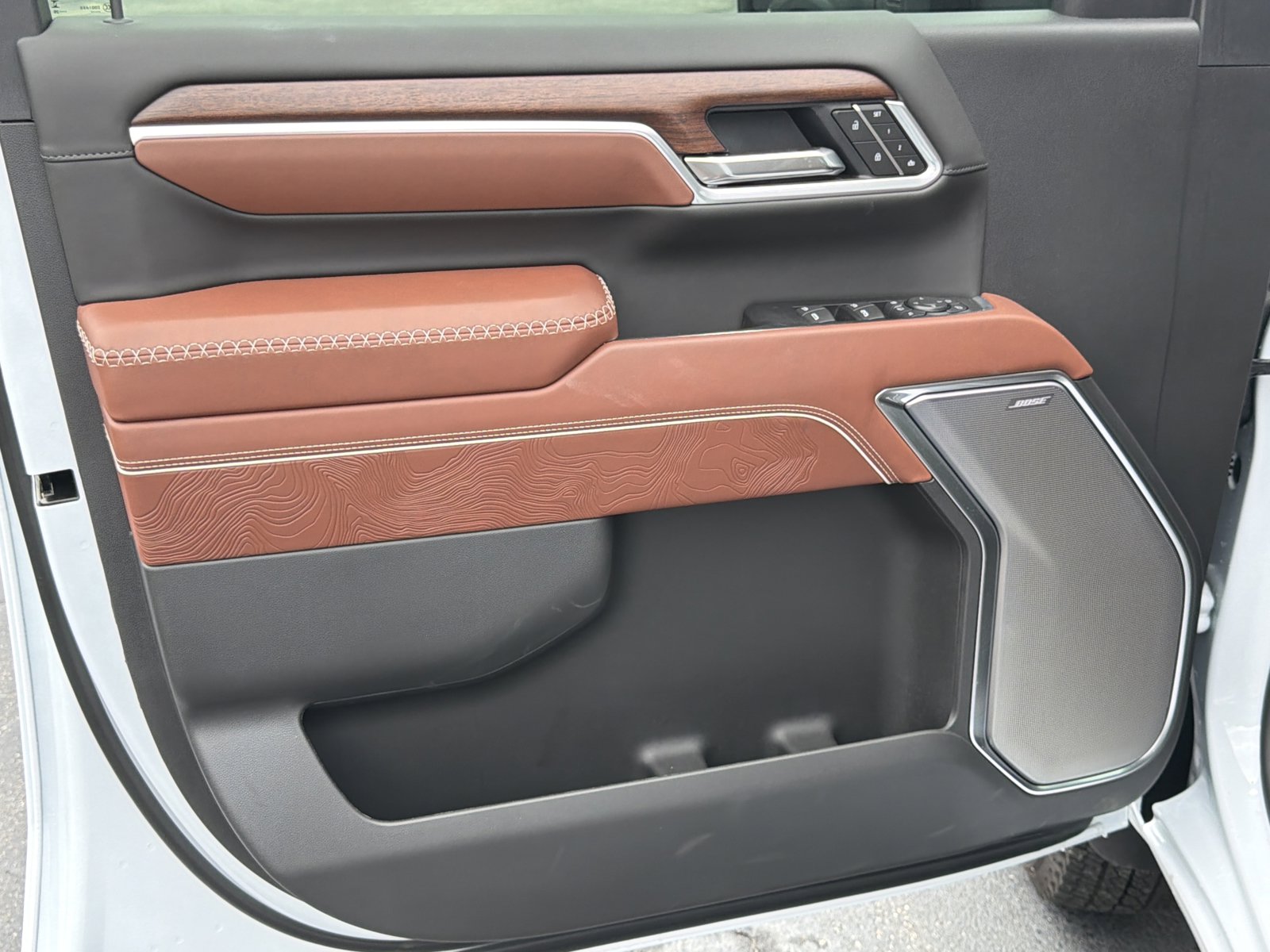 New 2026 GMC Sierra 3500 Denali Ultimate AWD/4WD image 16
