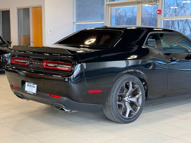Used 2019 Dodge Challenger R/T image 11