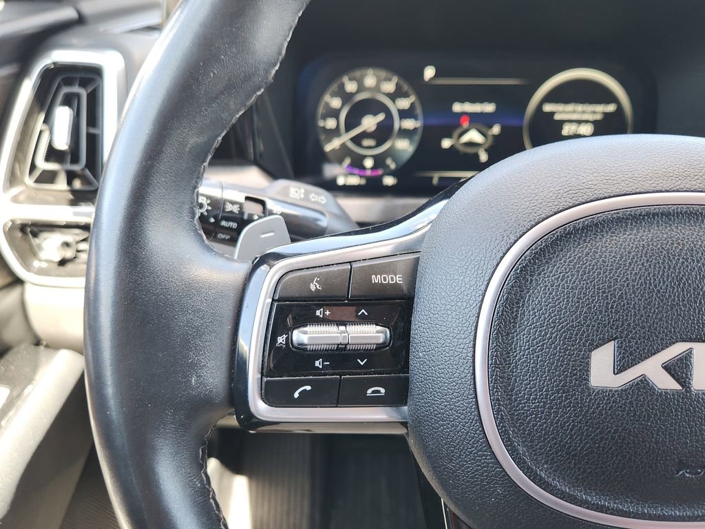 Certified 2023 Kia Sorento SX Prestige AWD/4WD image 26