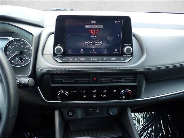 Used 2024 Nissan Rogue S AWD/4WD image 15