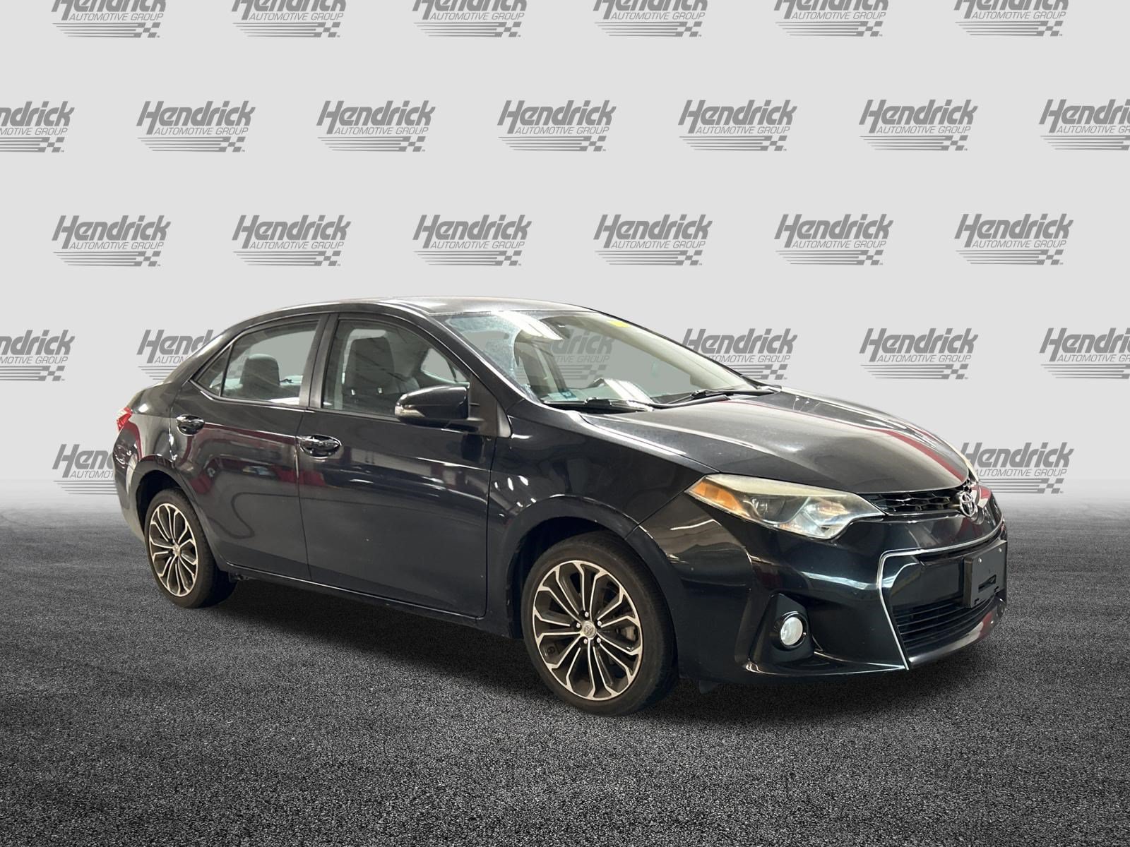 Used 2016 Toyota Corolla S FWD image 2
