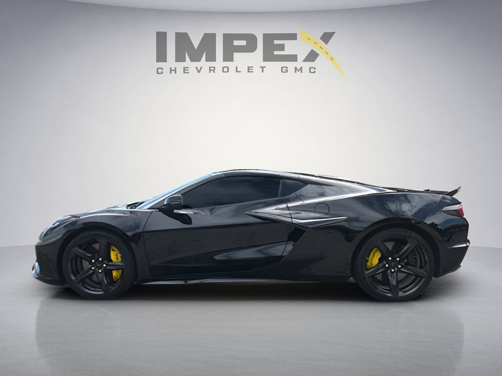 Used 2025 Chevrolet Corvette Z06 w/ Stealth Interior Trim Package RWD image 2