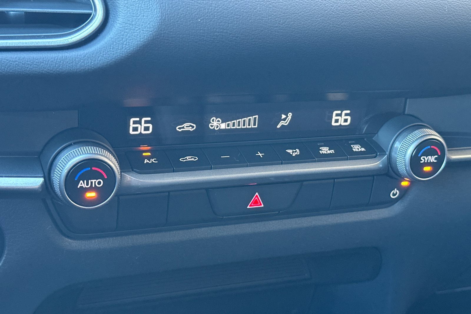 Used 2025 MAZDA CX-30 AWD 2.5 S w/ Select Sport Pkg image 24