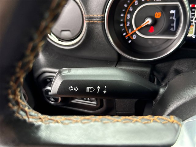 Used 2021 Jeep Gladiator Overland image 16