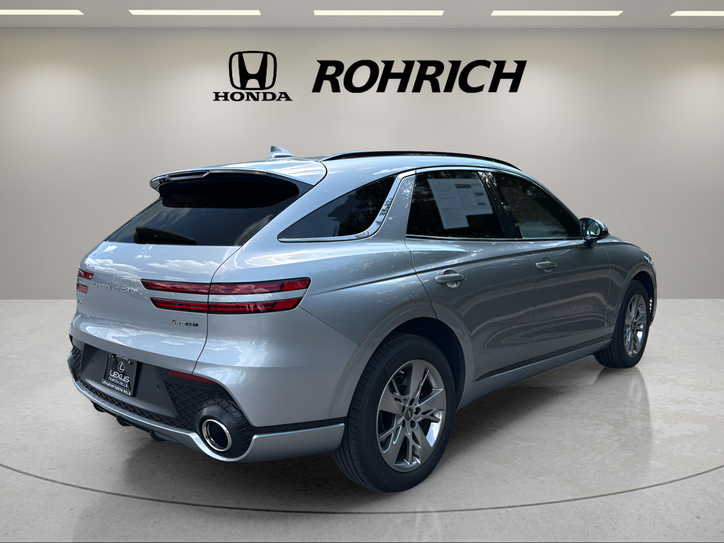Used 2025 Genesis GV70 3.5T Sport AWD/4WD image 6