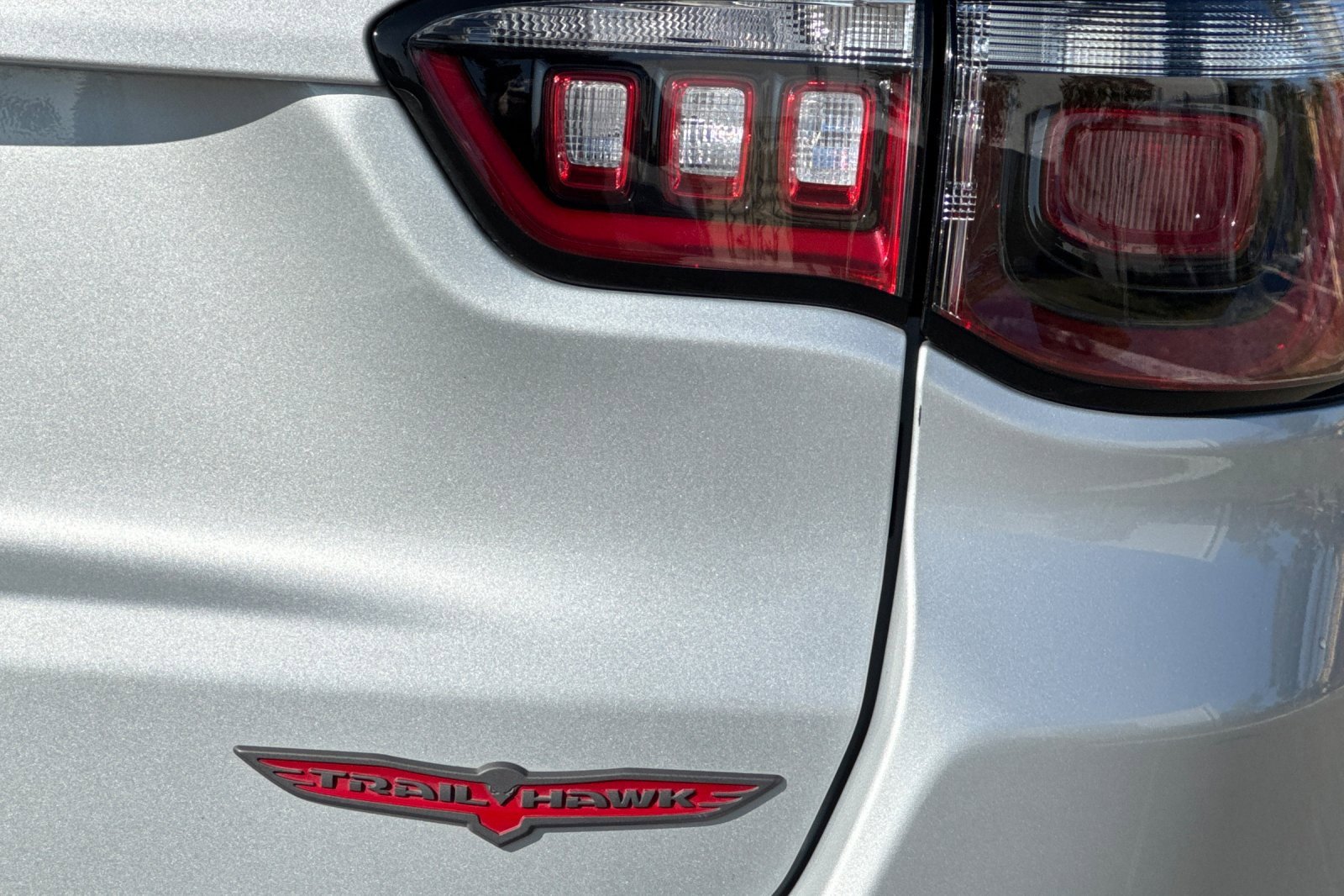 Used 2024 Jeep Compass Trailhawk image 33