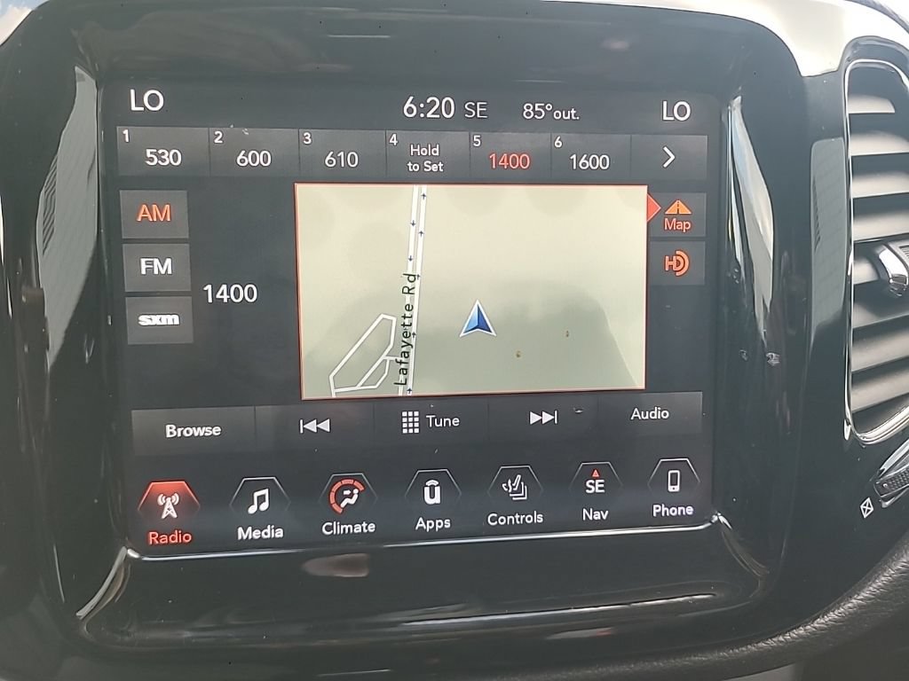 Used 2017 Jeep Compass Limited w/ Navigation Group AWD/4WD image 17