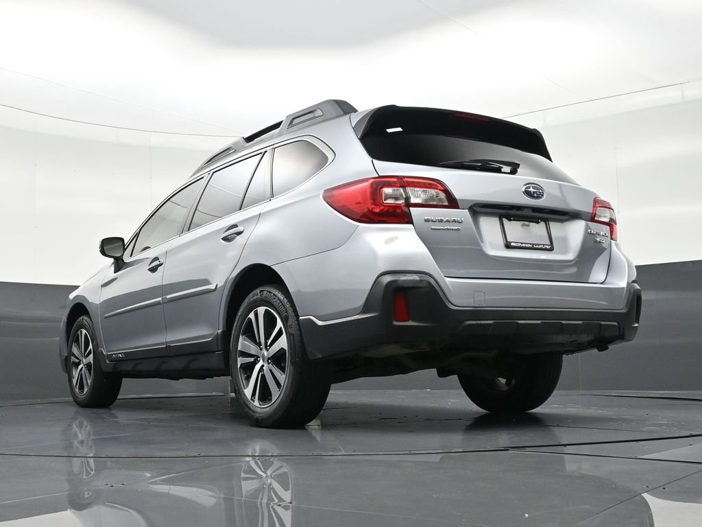 Used 2019 Subaru Outback 3.6R Limited image 29