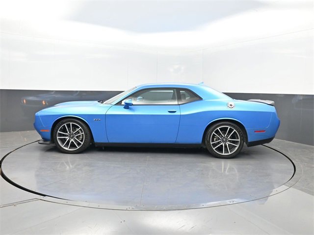 Used 2023 Dodge Challenger R/T w/ Plus Package image 2
