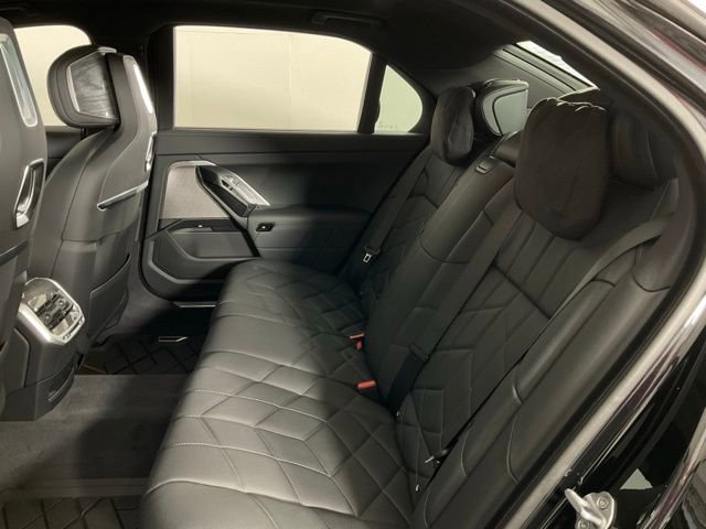 Used 2024 BMW i7 eDrive50 RWD image 34