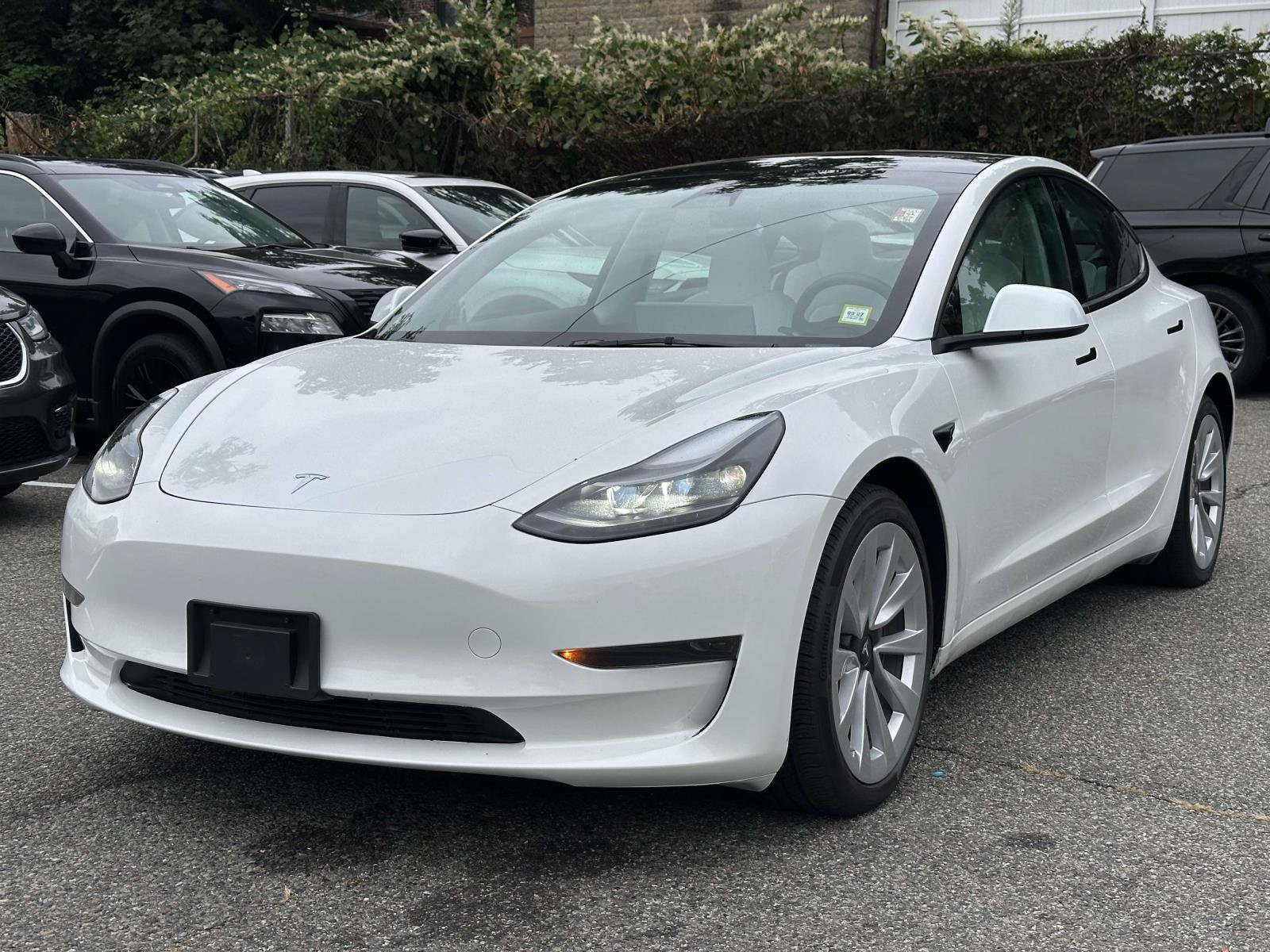 Used 2023 Tesla Model 3 Standard Range RWD image 6