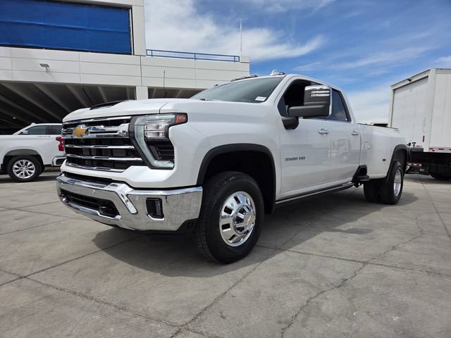 Certified 2024 Chevrolet Silverado 3500 LTZ w/ LTZ Plus Package image 2
