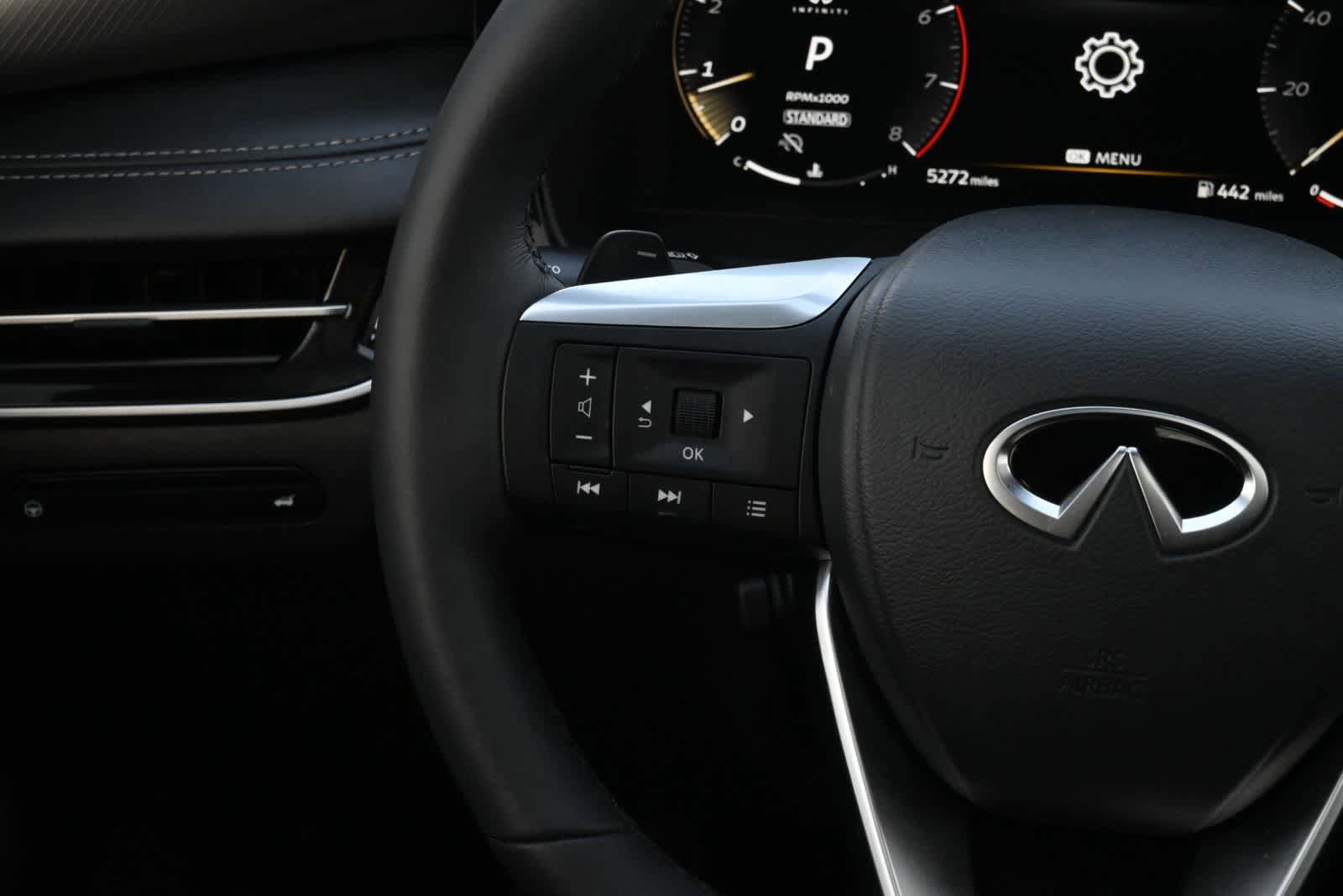 Used 2026 INFINITI QX60 Luxe w/ Cargo Package FWD image 10