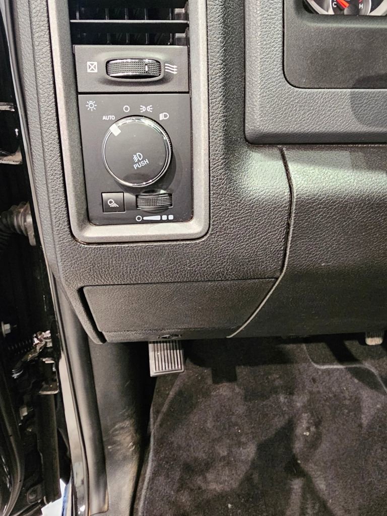 Used 2019 RAM 1500 Express w/ Express Value Package image 13