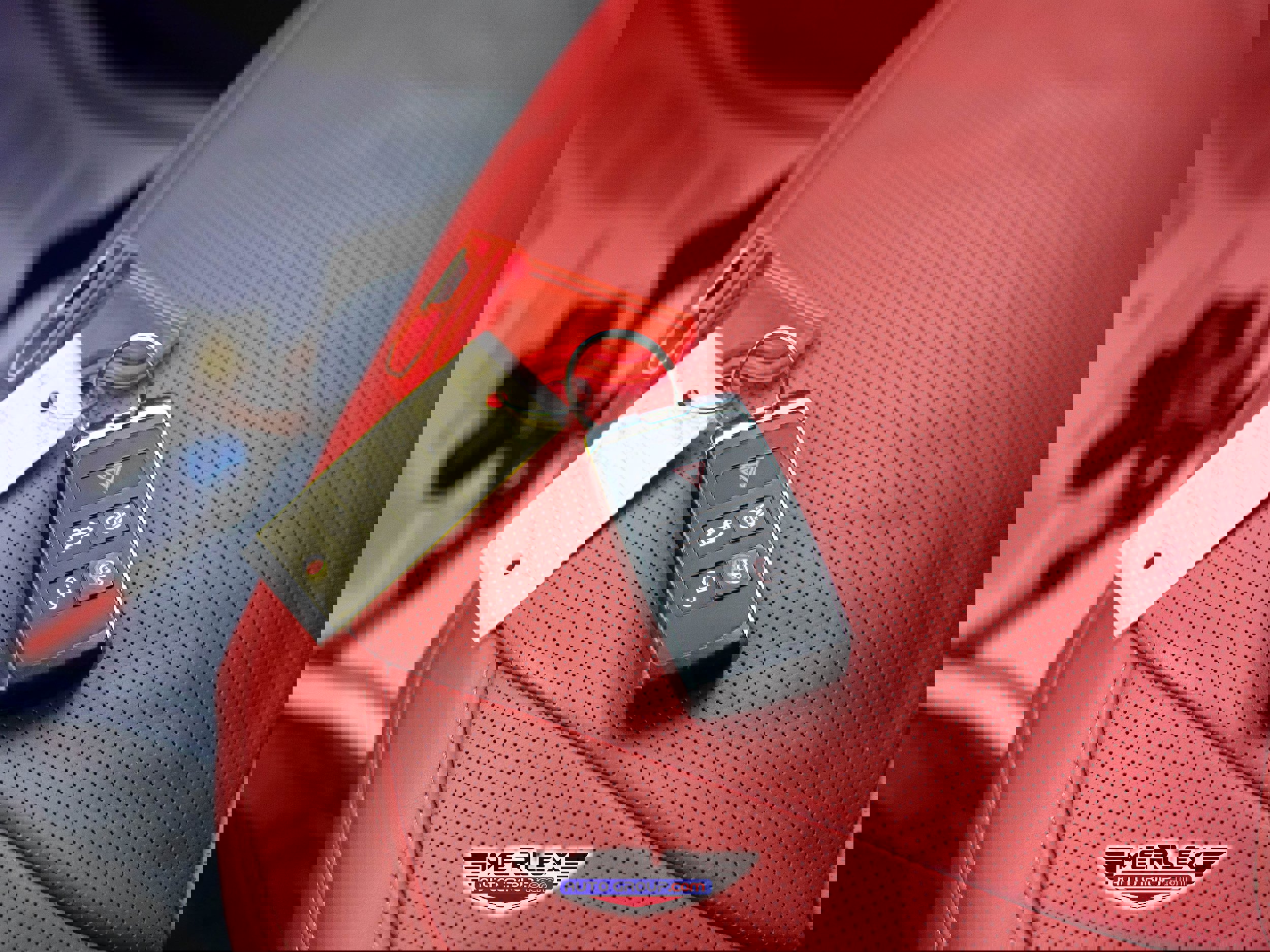 Used 2020 Land Rover Range Rover Autobiography image 52