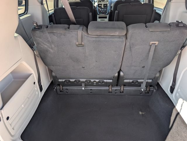 Used 2016 Dodge Grand Caravan SE FWD image 24