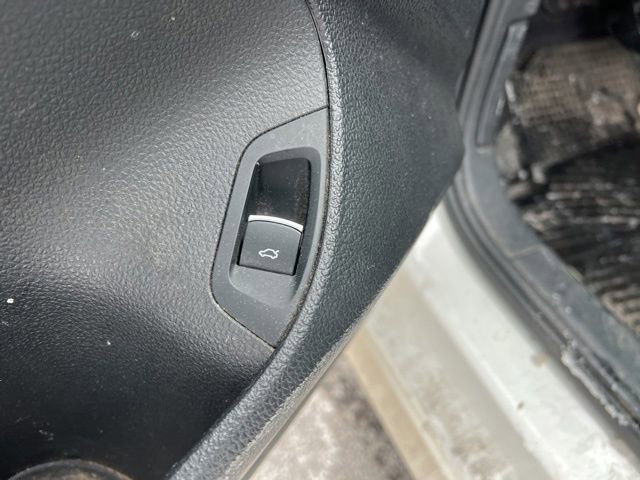 Used 2012 Volkswagen Passat 3.6 SE image 25