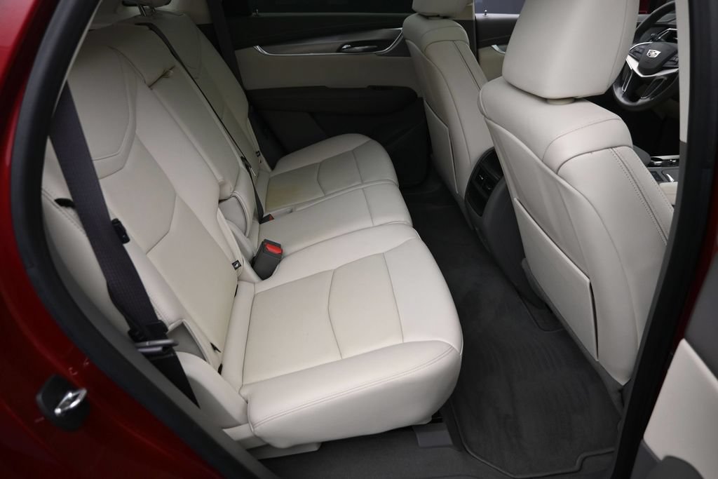Used 2021 Cadillac XT5 Premium Luxury AWD/4WD image 10