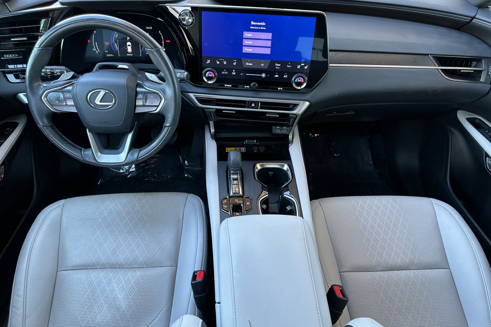 Certified 2023 Lexus RX 350 w/ Cold Area Package AWD/4WD image 15