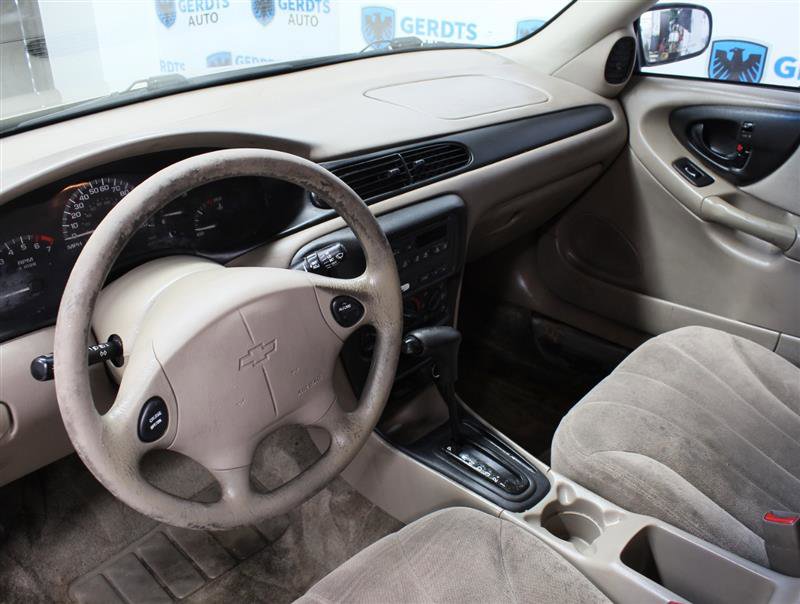 Used 2004 Chevrolet Malibu Classic FWD image 7