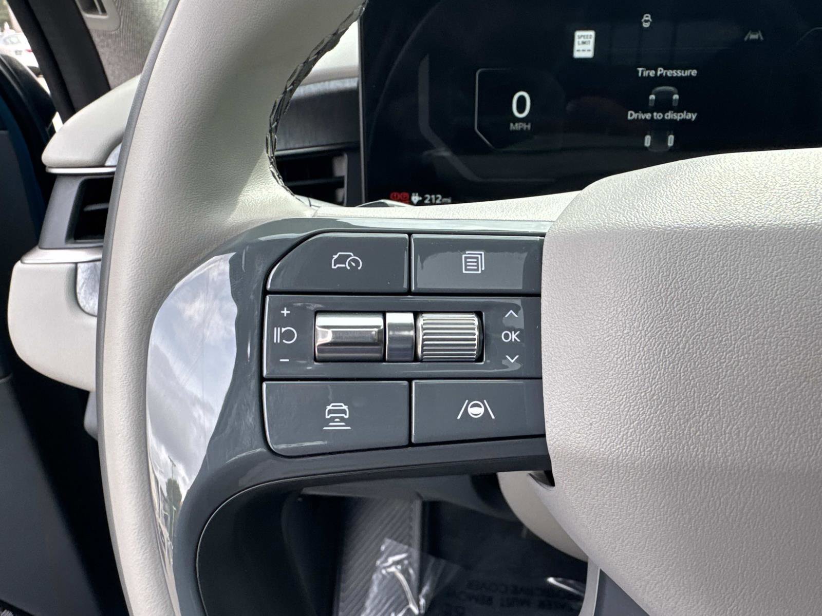 Used 2026 Kia EV9 Wind AWD/4WD image 19