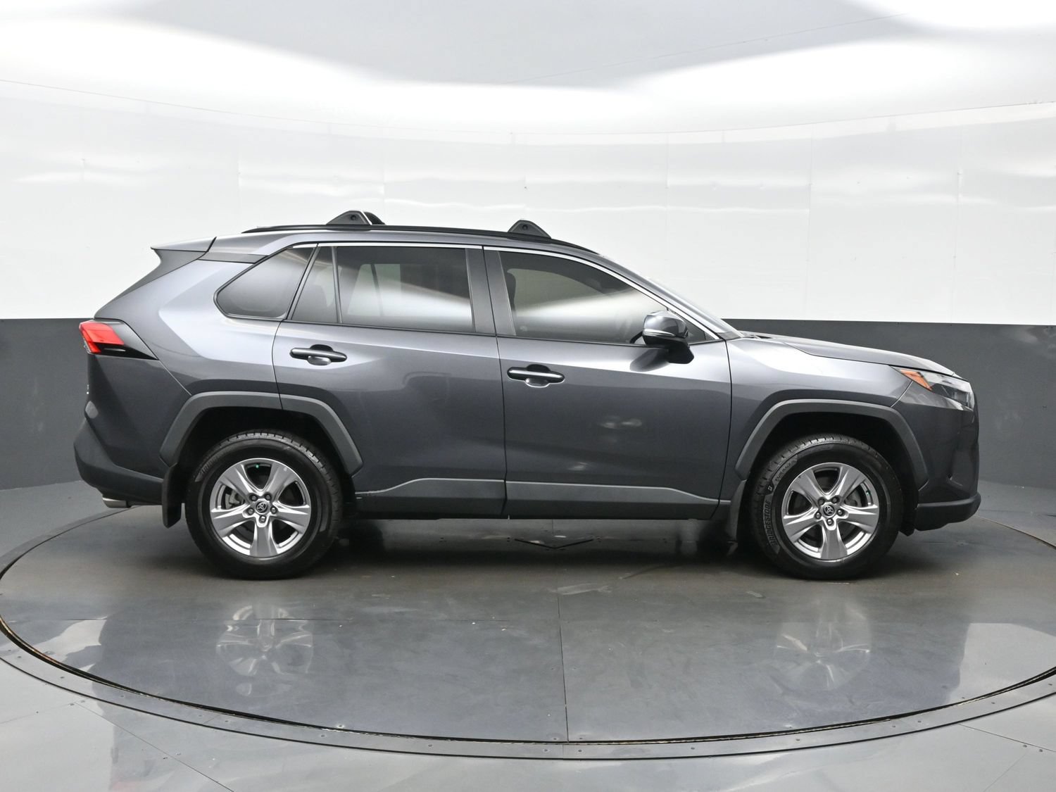 Used 2023 Toyota RAV4 XLE w/ Convenience Package AWD/4WD image 7