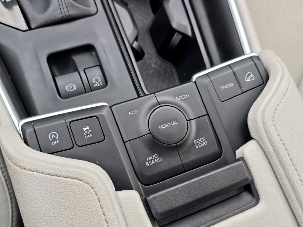 Used 2026 Toyota Grand Highlander AWD image 29