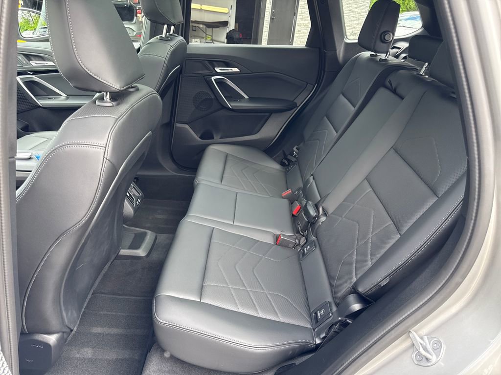Used 2025 BMW X1 xDrive28i AWD/4WD image 29