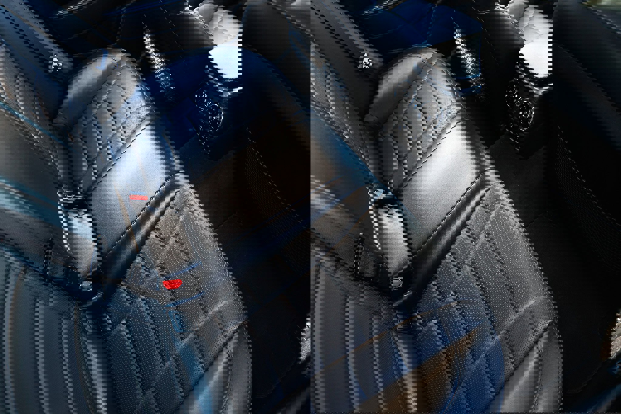 Used 2022 Kia Stinger GT2 image 15