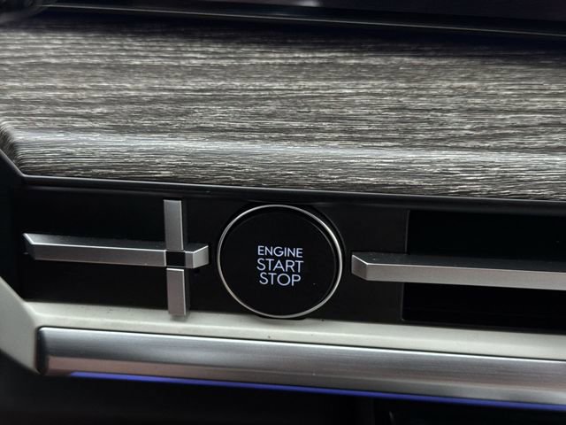 Used 2024 Hyundai Santa Fe Calligraphy image 17