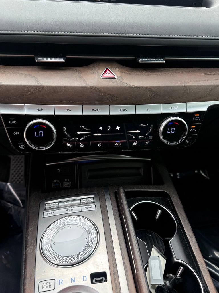Used 2021 Genesis G80 2.5T w/ Prestige Package AWD/4WD image 19