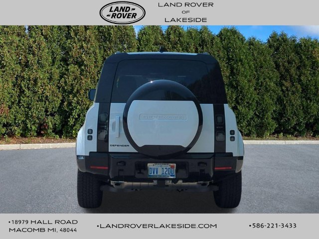 Used 2026 Land Rover Defender 110 X-Dynamic SE AWD/4WD image 5