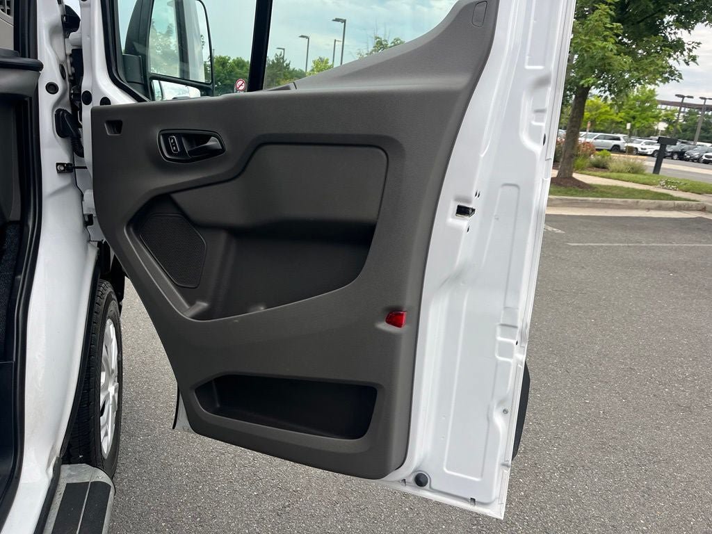 Used 2025 Ford Transit 250 Low Roof w/ Exterior Upgrade Package RWD image 14