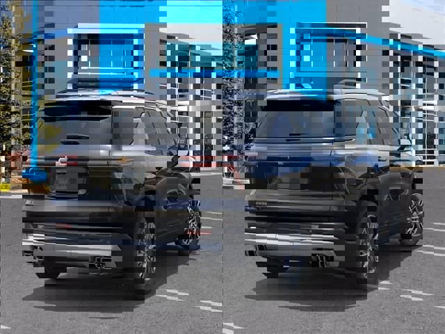 New 2026 Chevrolet Traverse LT w/ Driver Confidence Package image 4