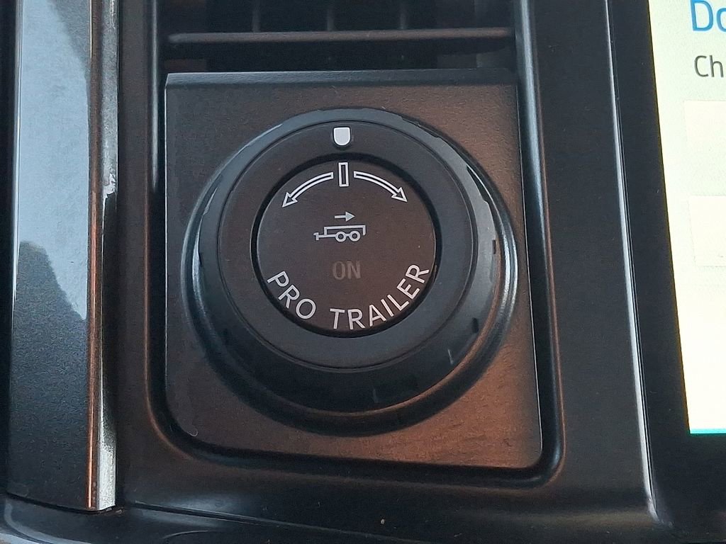 Used 2022 Ford F150 XLT w/ Equipment Group 302A High image 26